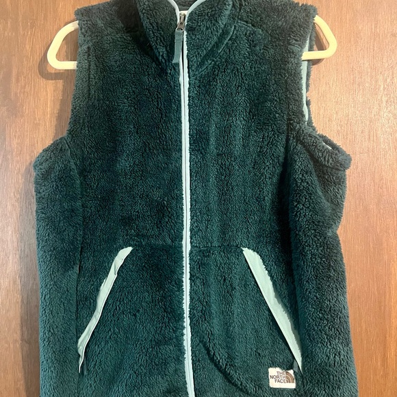 New, never worn The North Face vest. Fleece, teal green. Excellent condition - Picture 1 of 2